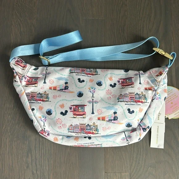 SCL Disney Parks collaboration, park exclusive jumbo fanny pack NWT - Picture 4 of 5